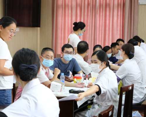 取卵后医生会在第一次来月经移植还是第二次移！试管流程！